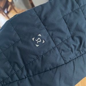 Lululemon Skyloft Quilted Puffer Jacket Navy Blue